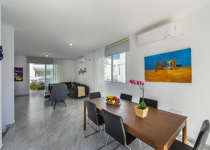 Vila Protaras Araella