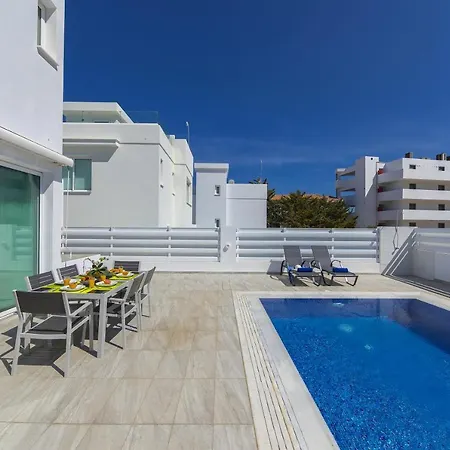 Villa Protaras Araella