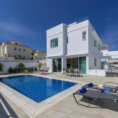 Protaras Araella Villa *