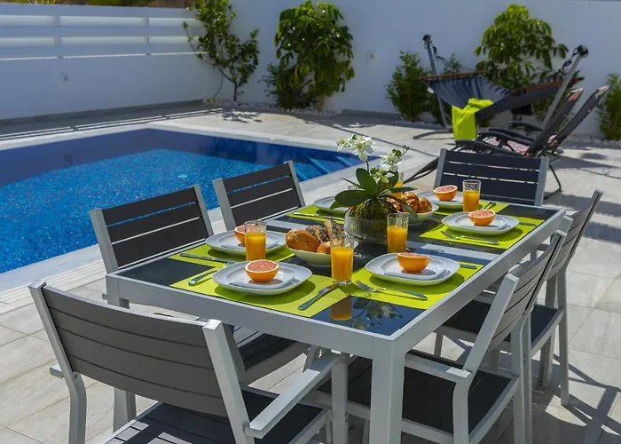 Protaras Araella Villa *