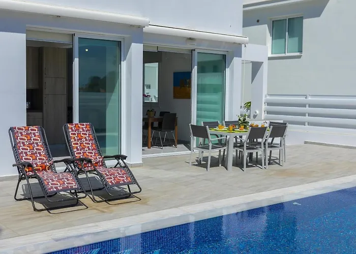 Protaras Araella Villa *